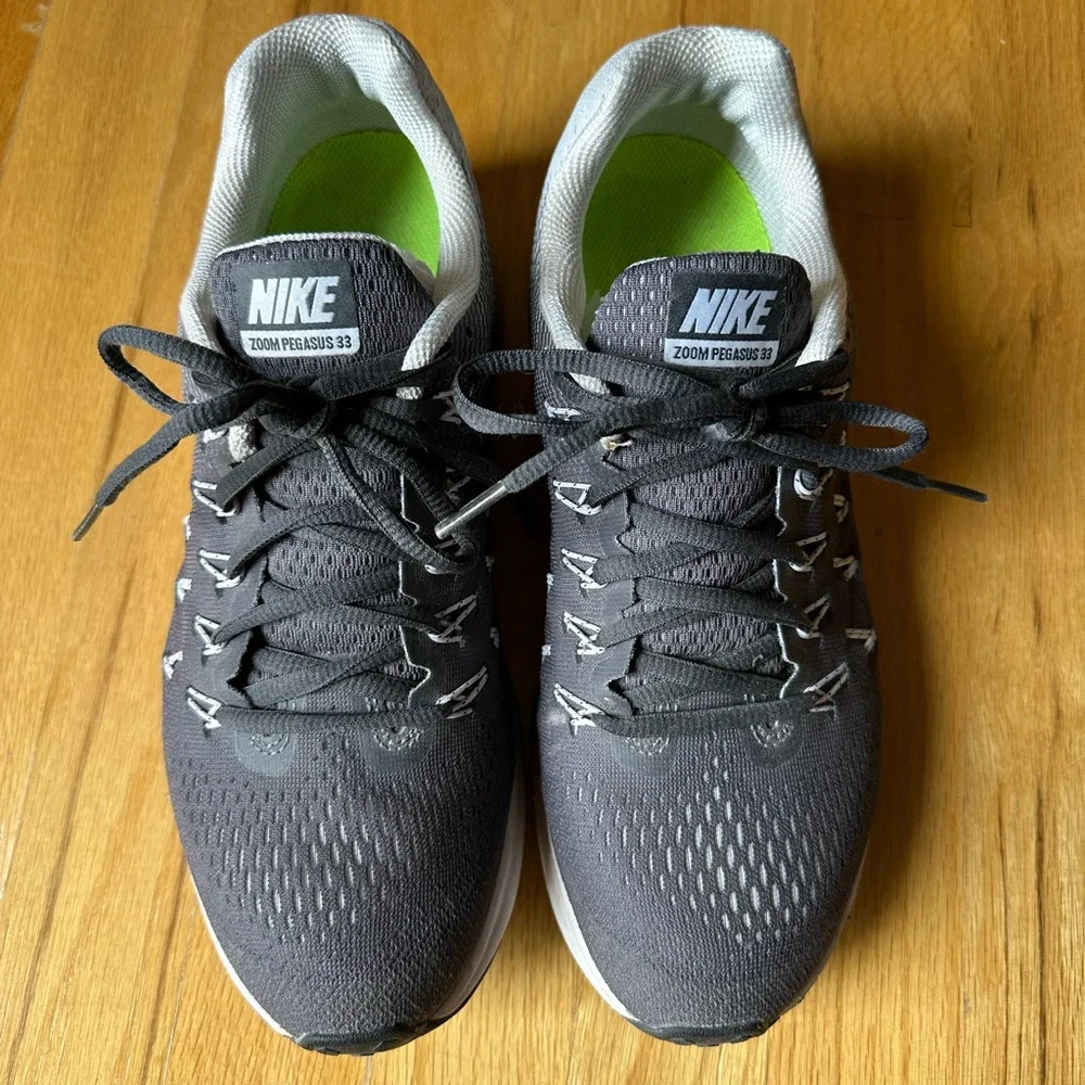 Nike Pegasus 33 Ladies sneaker Size 9 - Picture 1 of 6